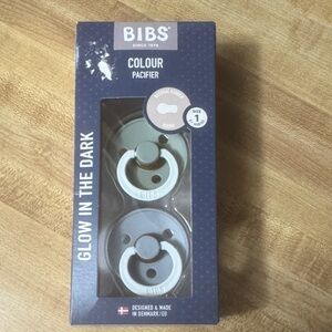 BIBS Glow in the Dark Pacifier Set